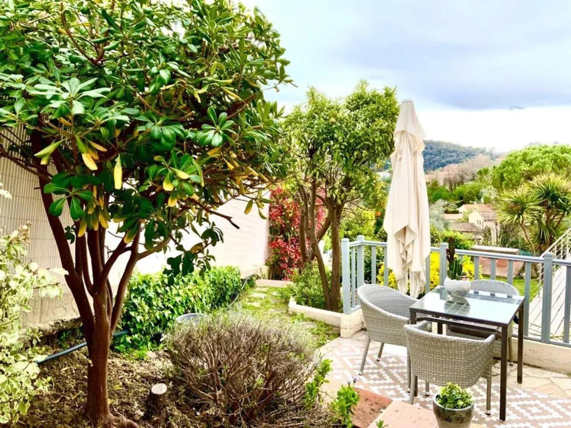 Appartement Cosy A Sur De 44 M² Avec Jardin *